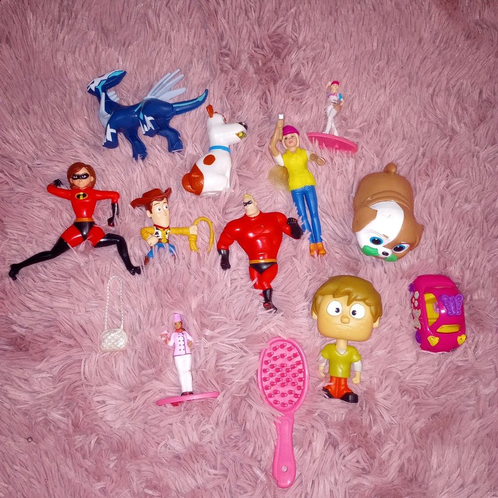 Thirteen Little Friends